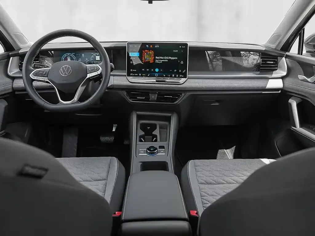 Volkswagen Tiguan снимка Volkswagen Tiguan