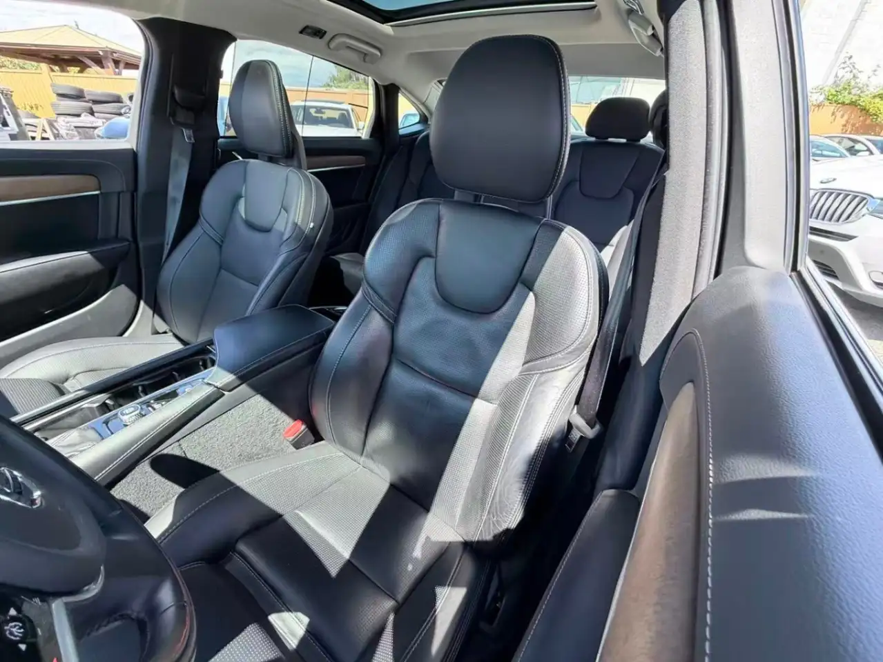 Volvo S90 fotografie Volvo S90