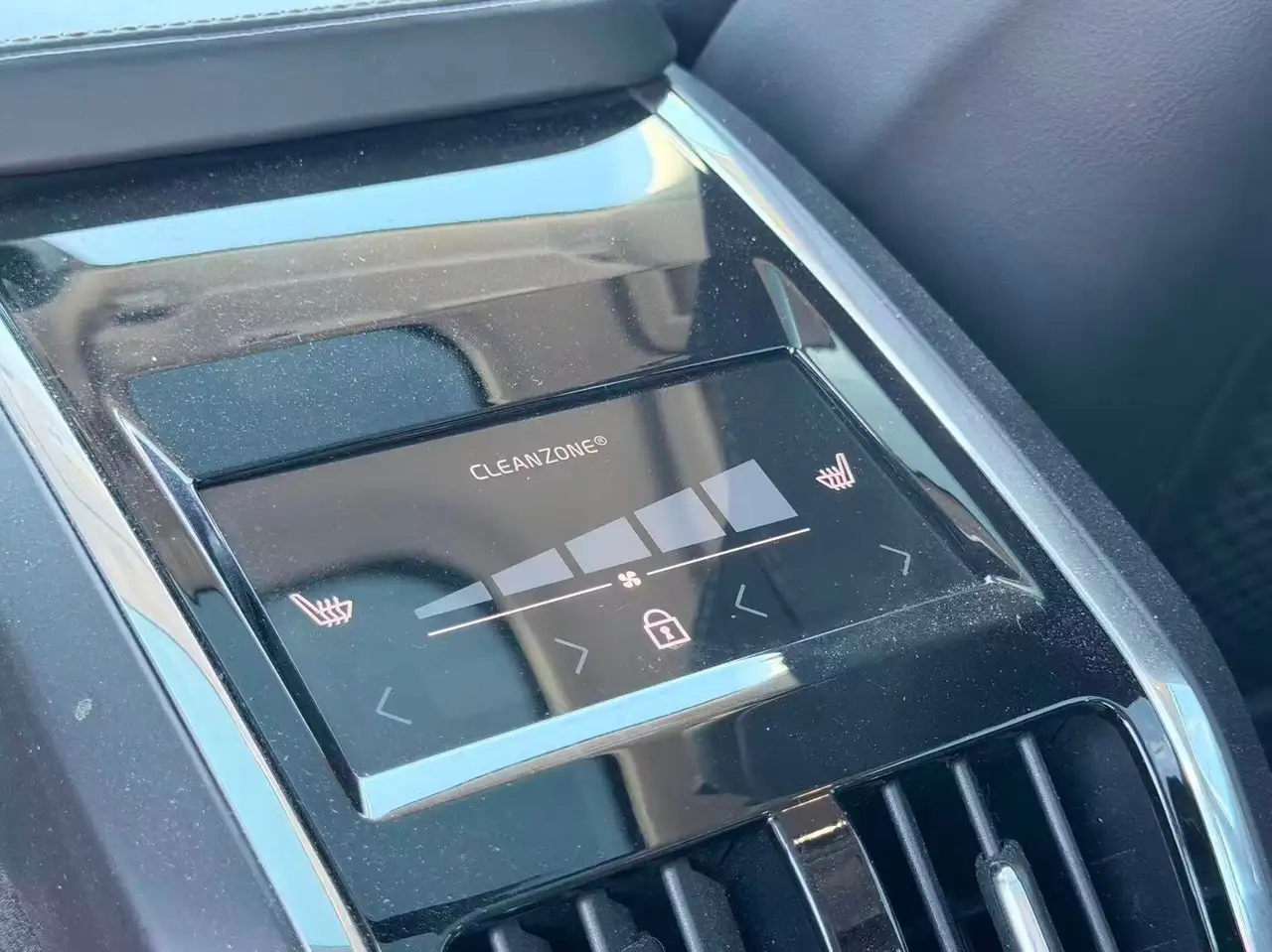Volvo S90 fotografie Volvo S90