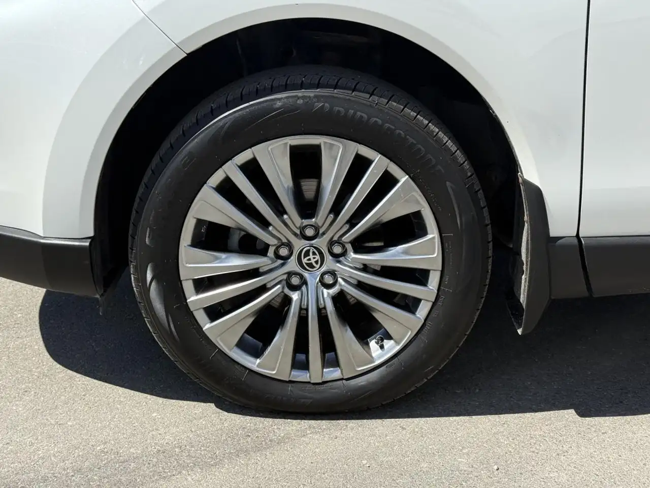 Toyota Venza снимка Toyota Venza