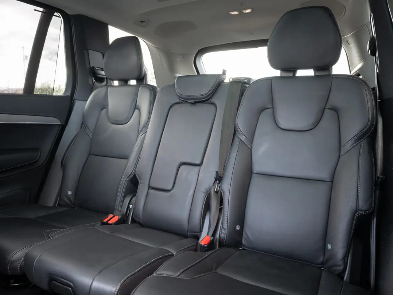 Volvo XC90 снимка Volvo XC90