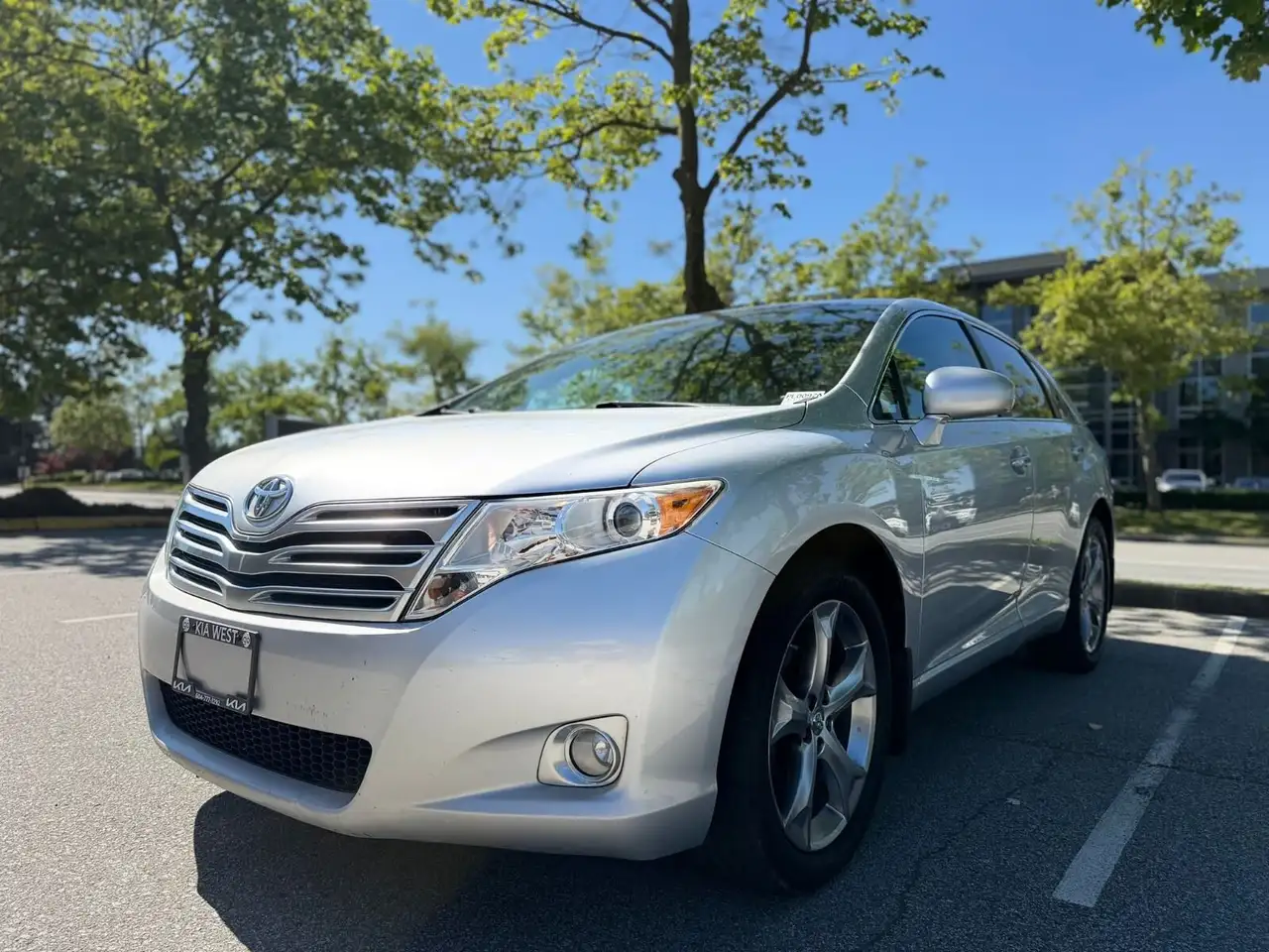 Toyota Venza photo Toyota Venza