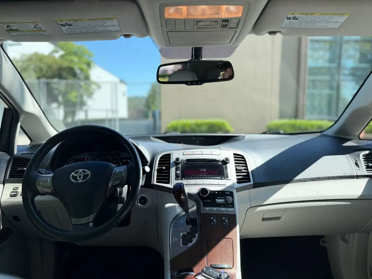 Toyota Venza photo Toyota Venza
