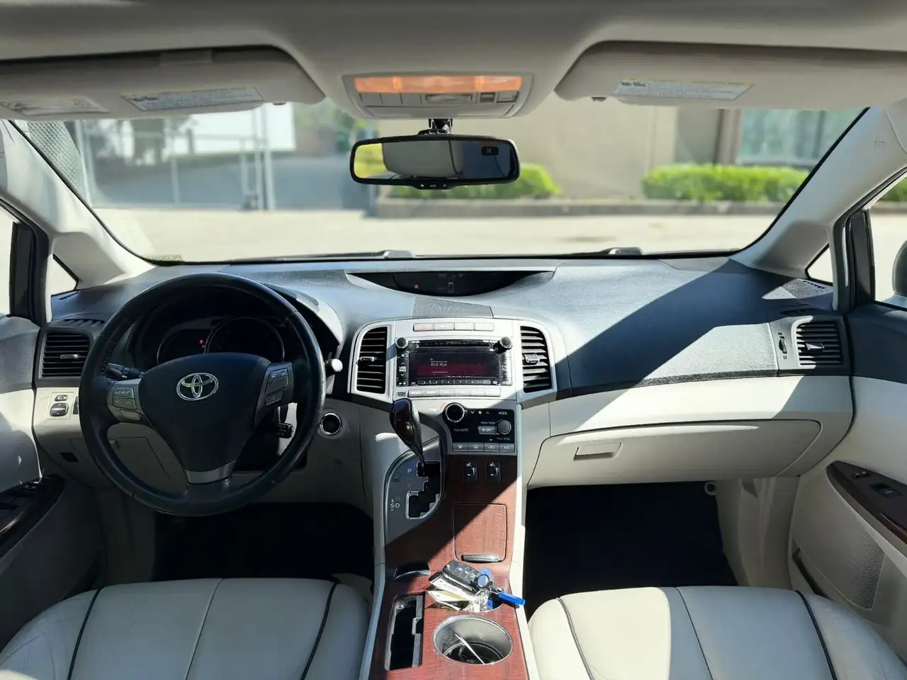 Toyota Venza photo Toyota Venza