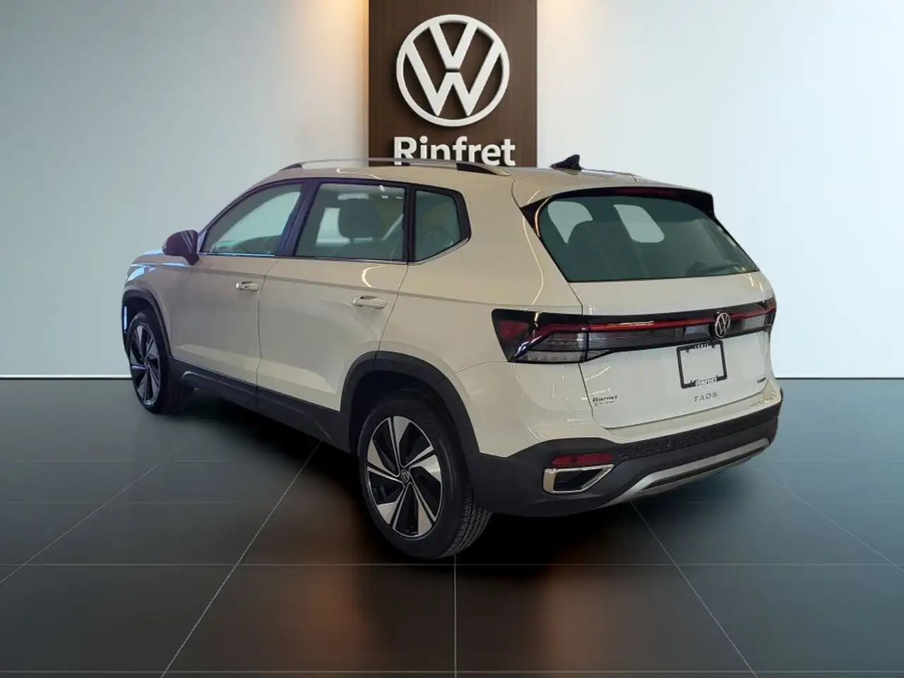 Volkswagen Taos снимка Volkswagen Taos