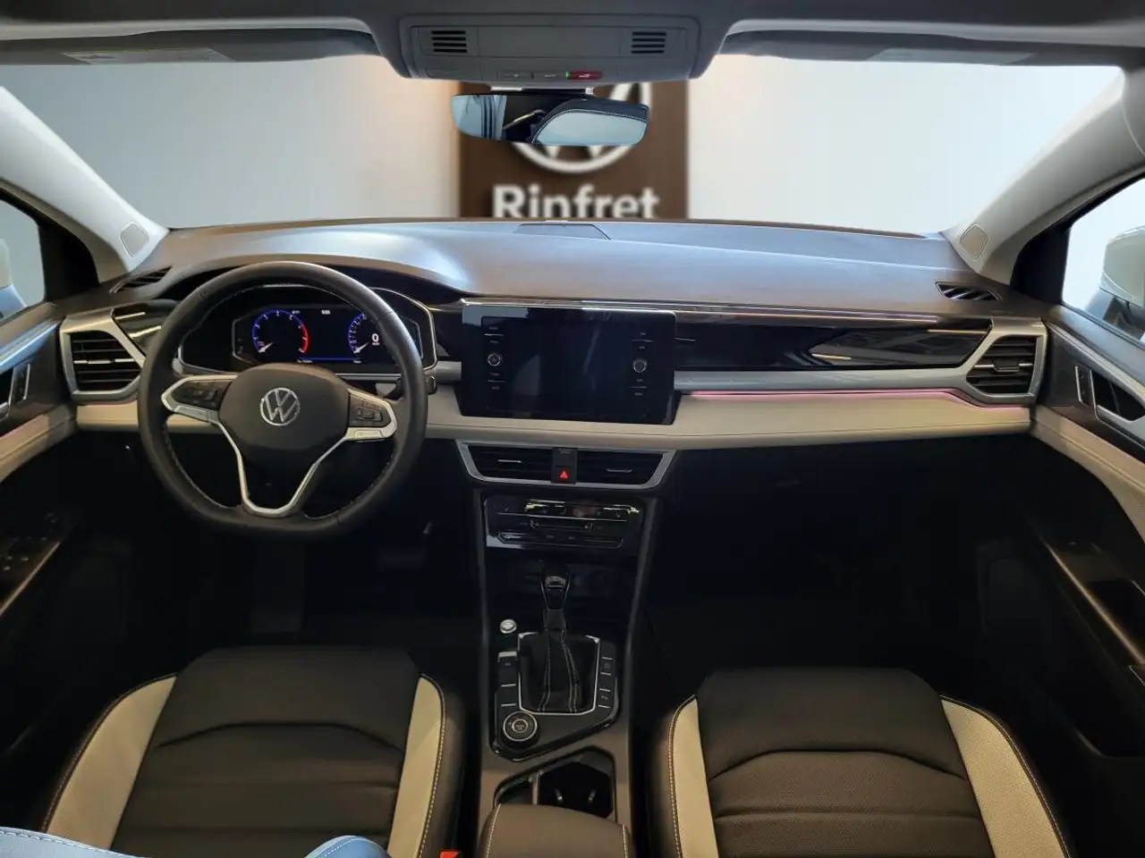 Volkswagen Taos снимка Volkswagen Taos