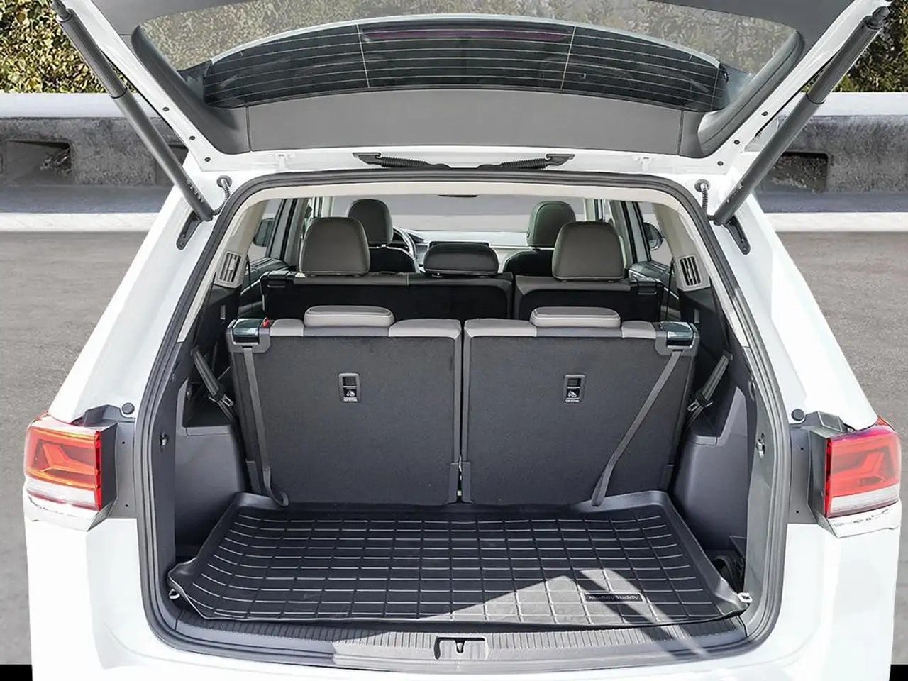 Volkswagen Atlas снимка Volkswagen Atlas