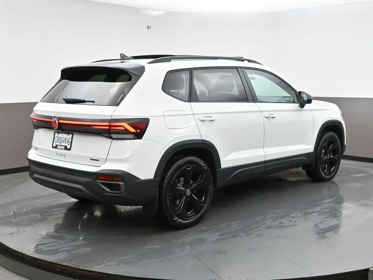 Volkswagen Taos снимка Volkswagen Taos
