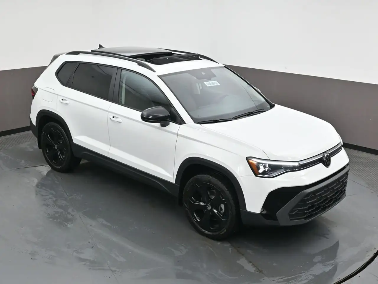 Volkswagen Taos снимка Volkswagen Taos