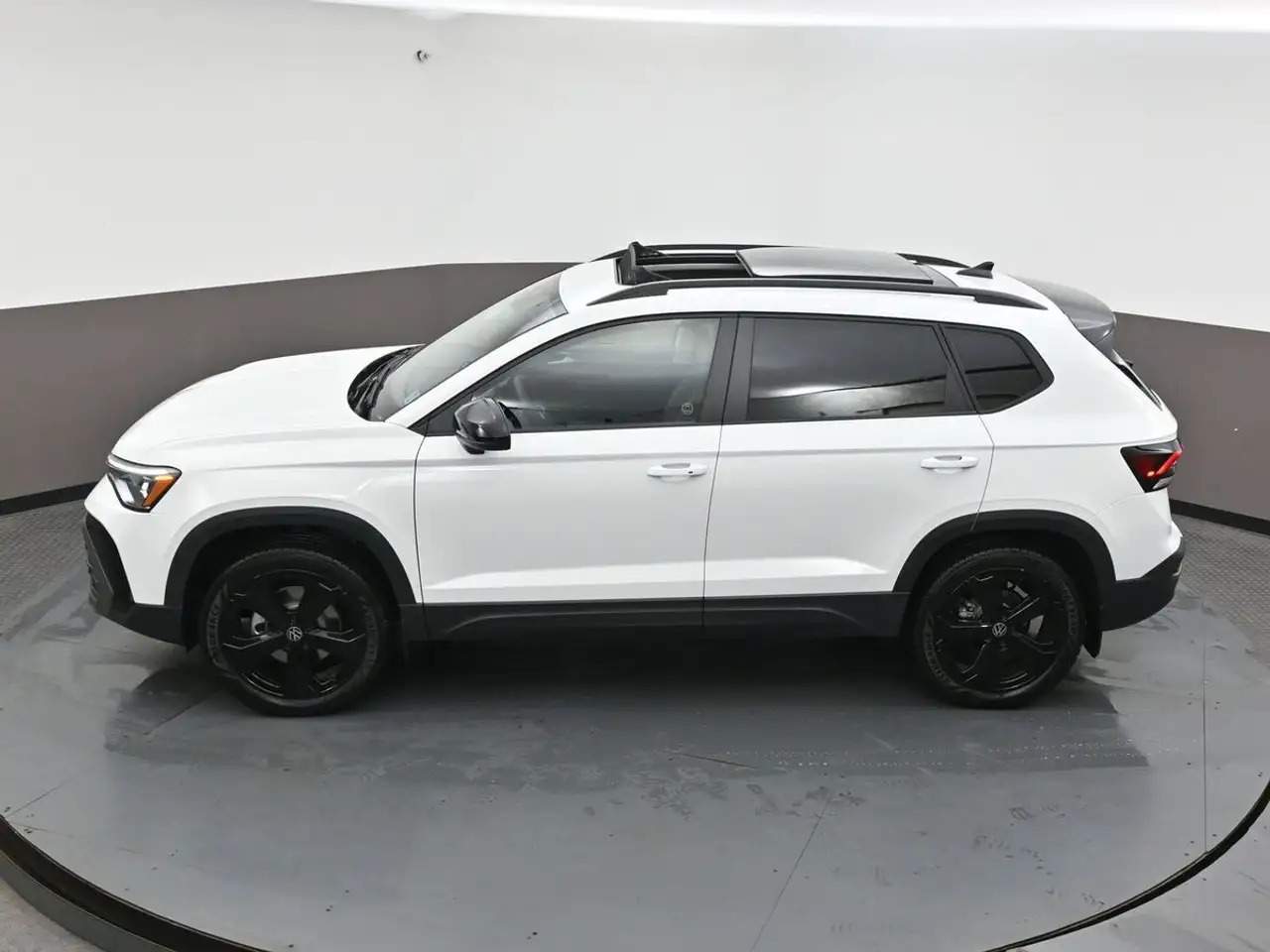 Volkswagen Taos снимка Volkswagen Taos