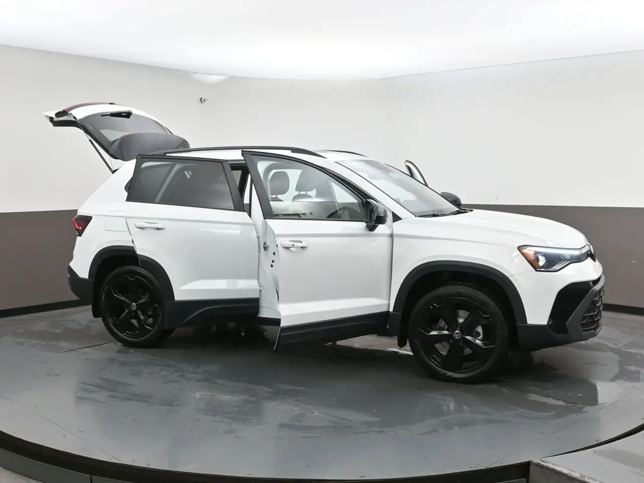 Volkswagen Taos снимка Volkswagen Taos