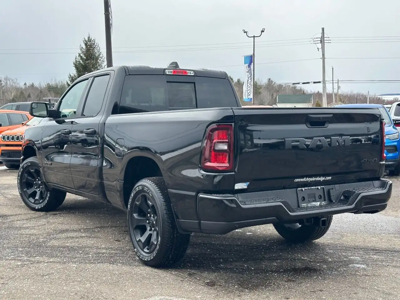 RAM 1500 снимка RAM 1500