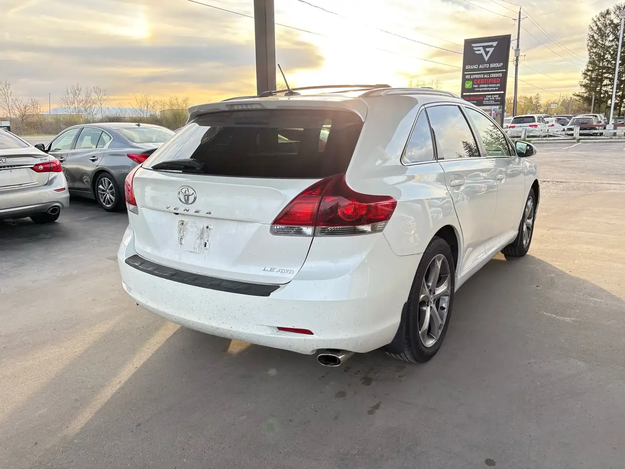Toyota Venza снимка Toyota Venza