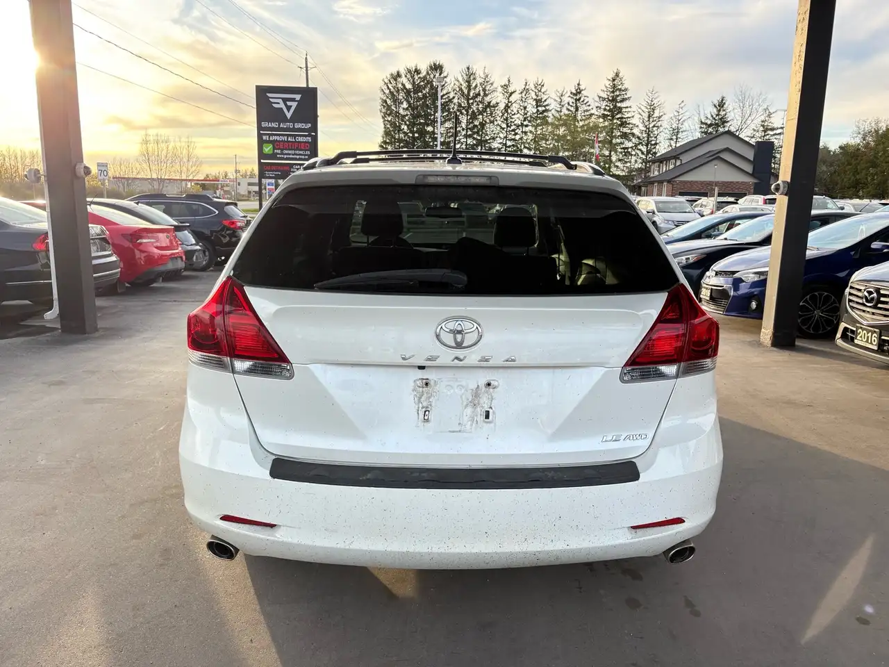 Toyota Venza снимка Toyota Venza
