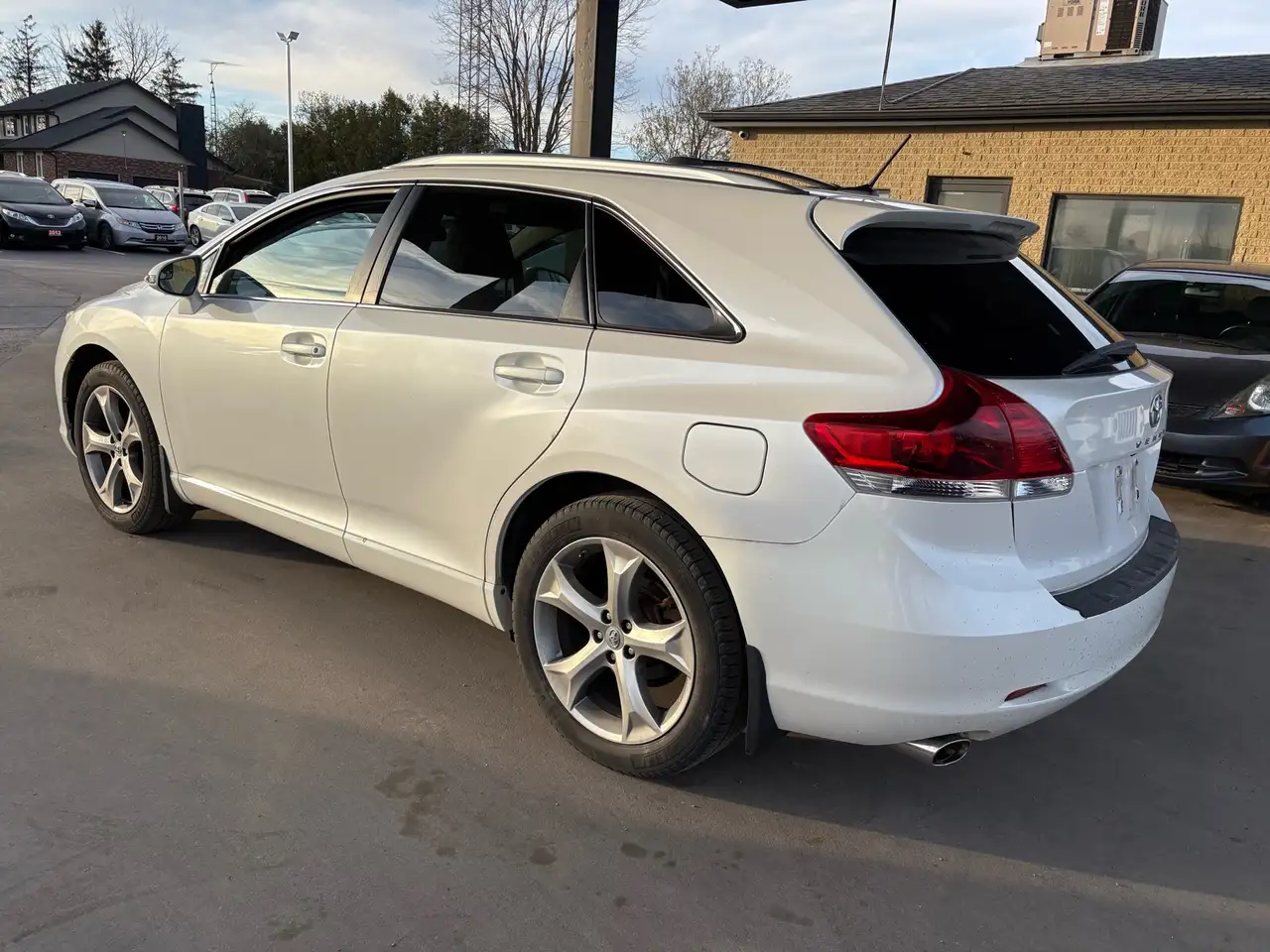 Toyota Venza снимка Toyota Venza