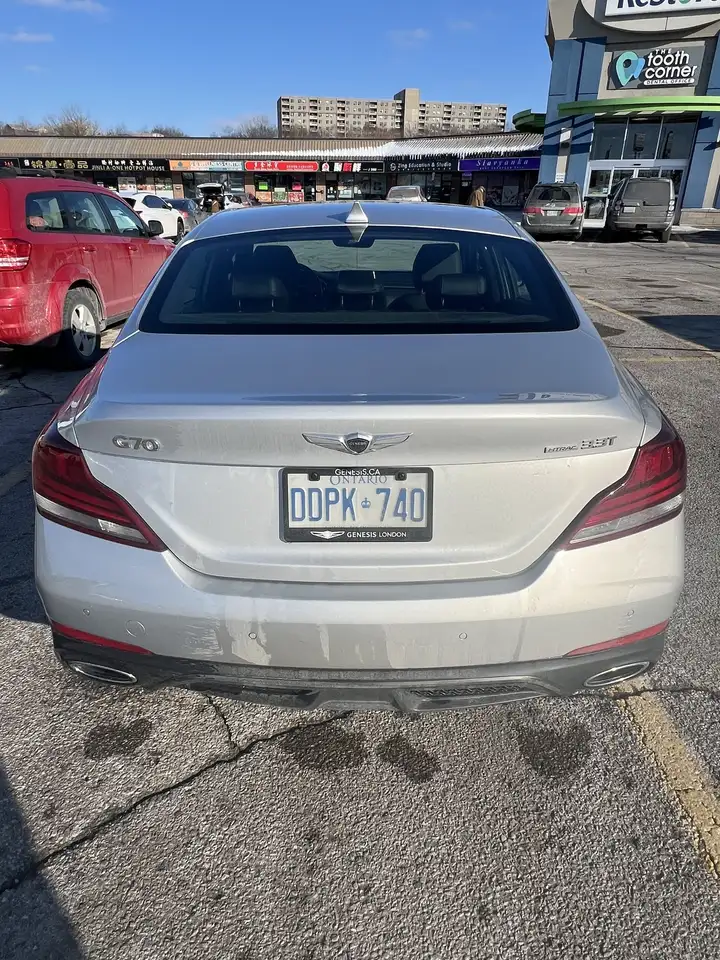 Genesis G70 снимка Genesis G70