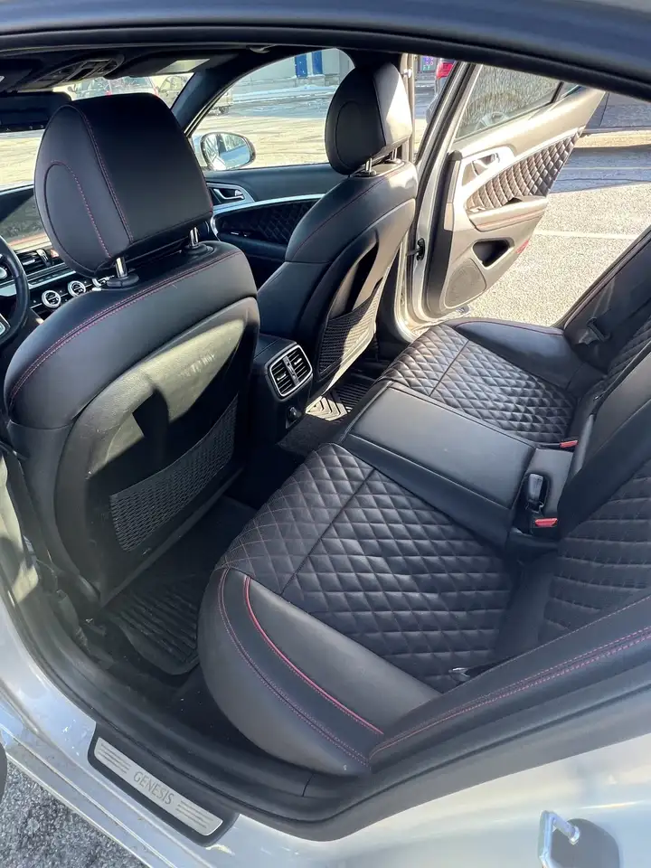 Genesis G70 снимка Genesis G70