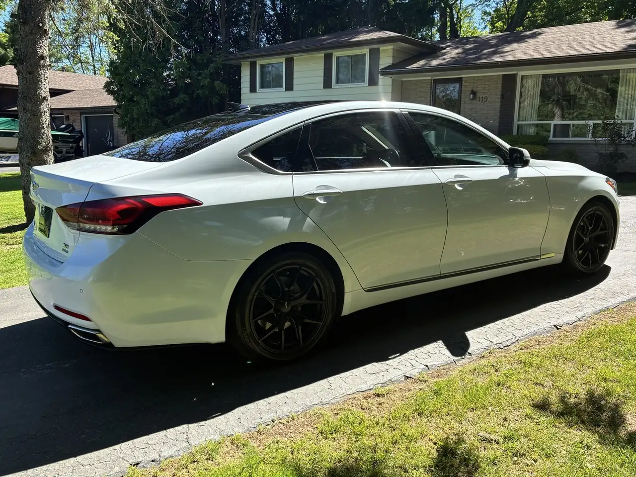 Genesis G80 снимка Genesis G80