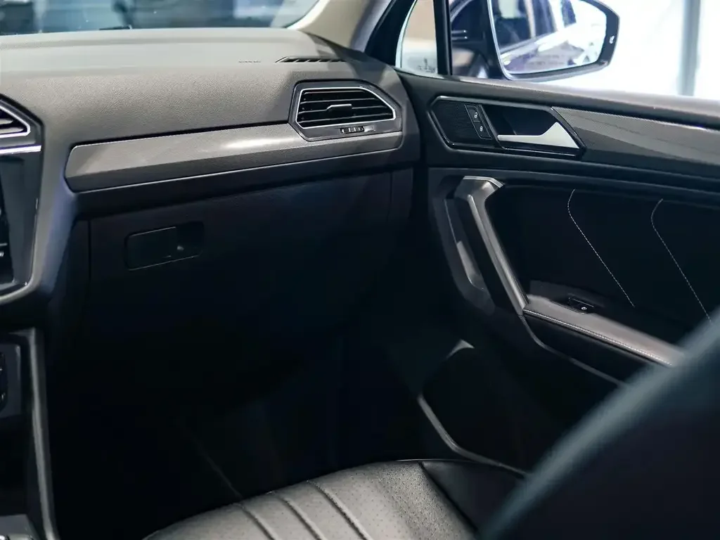 Volkswagen Tiguan снимка Volkswagen Tiguan