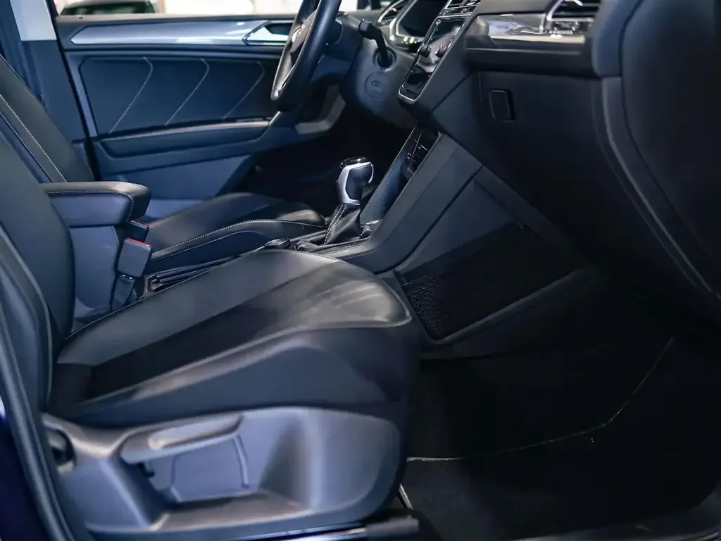 Volkswagen Tiguan снимка Volkswagen Tiguan