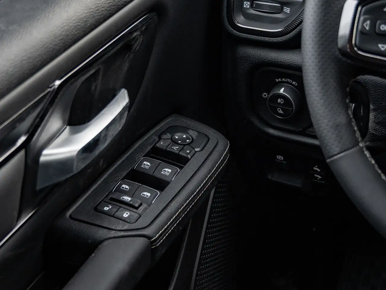 RAM 1500 photo RAM 1500