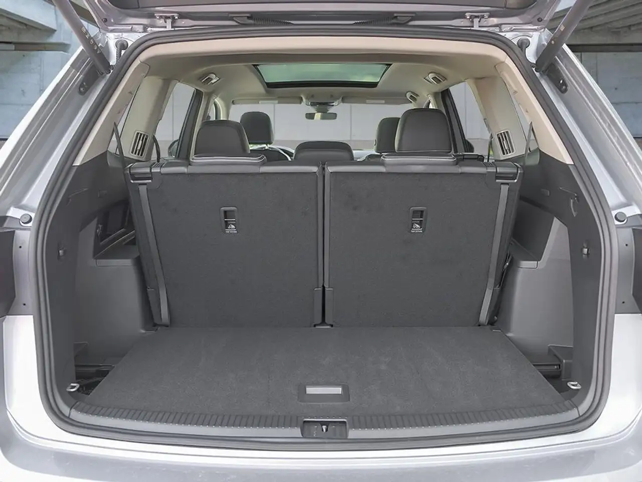 Volkswagen Atlas снимка Volkswagen Atlas