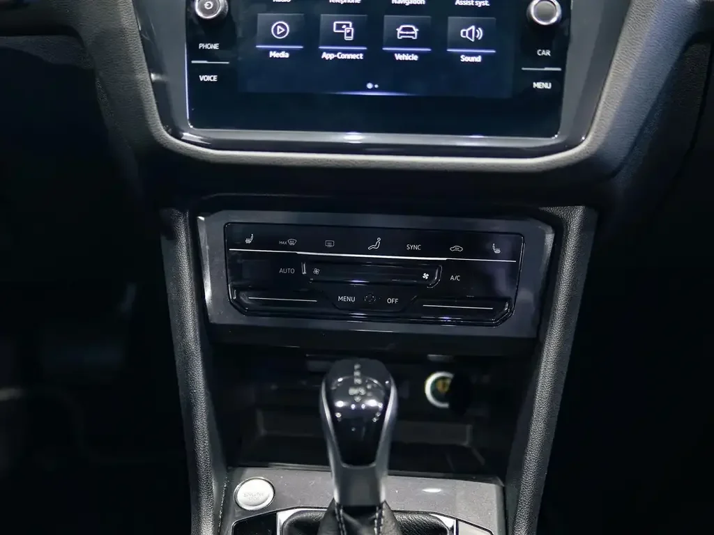 Volkswagen Tiguan снимка Volkswagen Tiguan