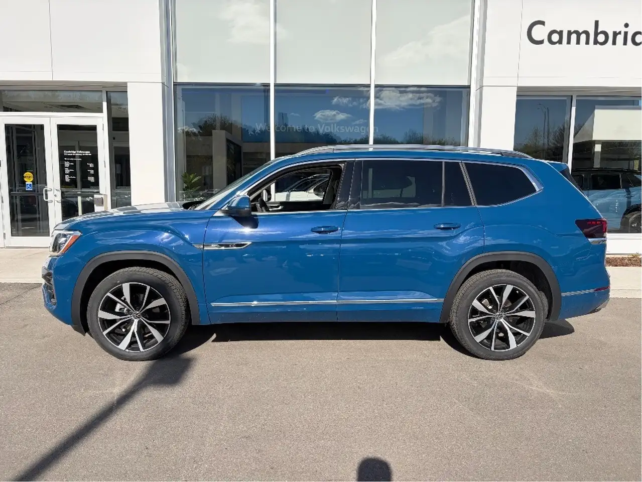 Volkswagen Atlas снимка Volkswagen Atlas