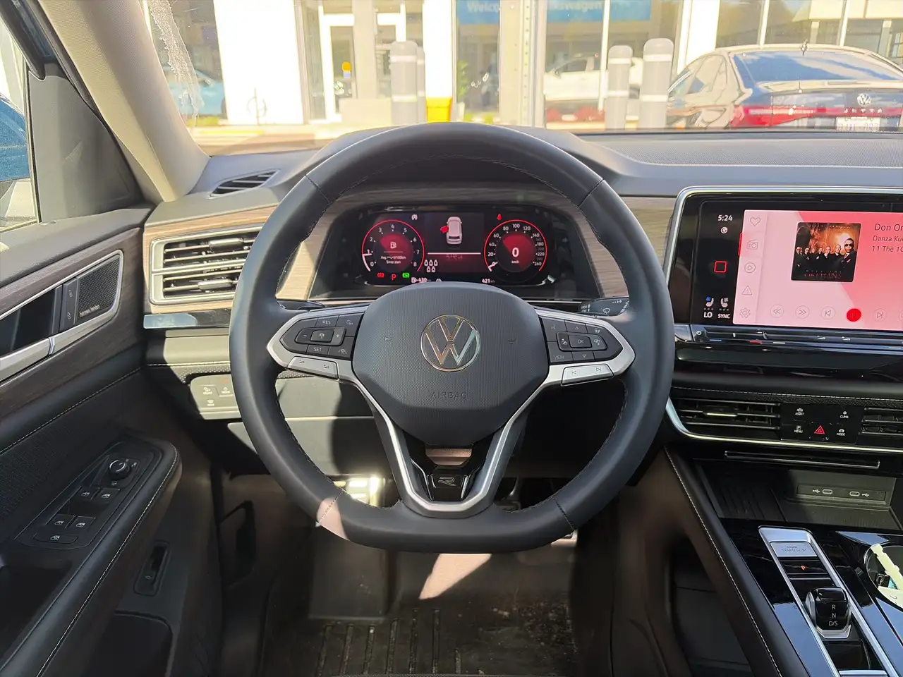 Volkswagen Atlas снимка Volkswagen Atlas
