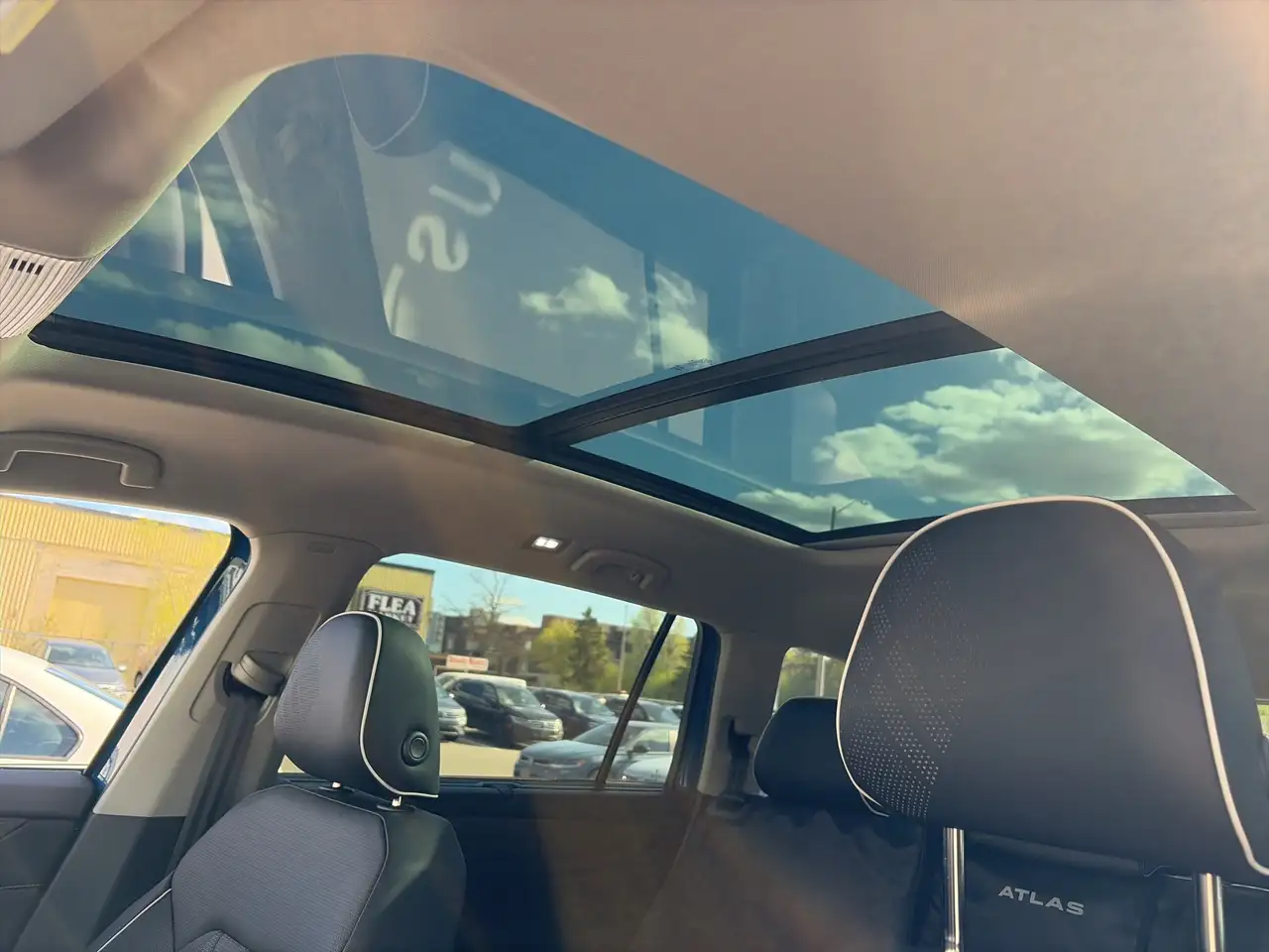 Volkswagen Atlas снимка Volkswagen Atlas