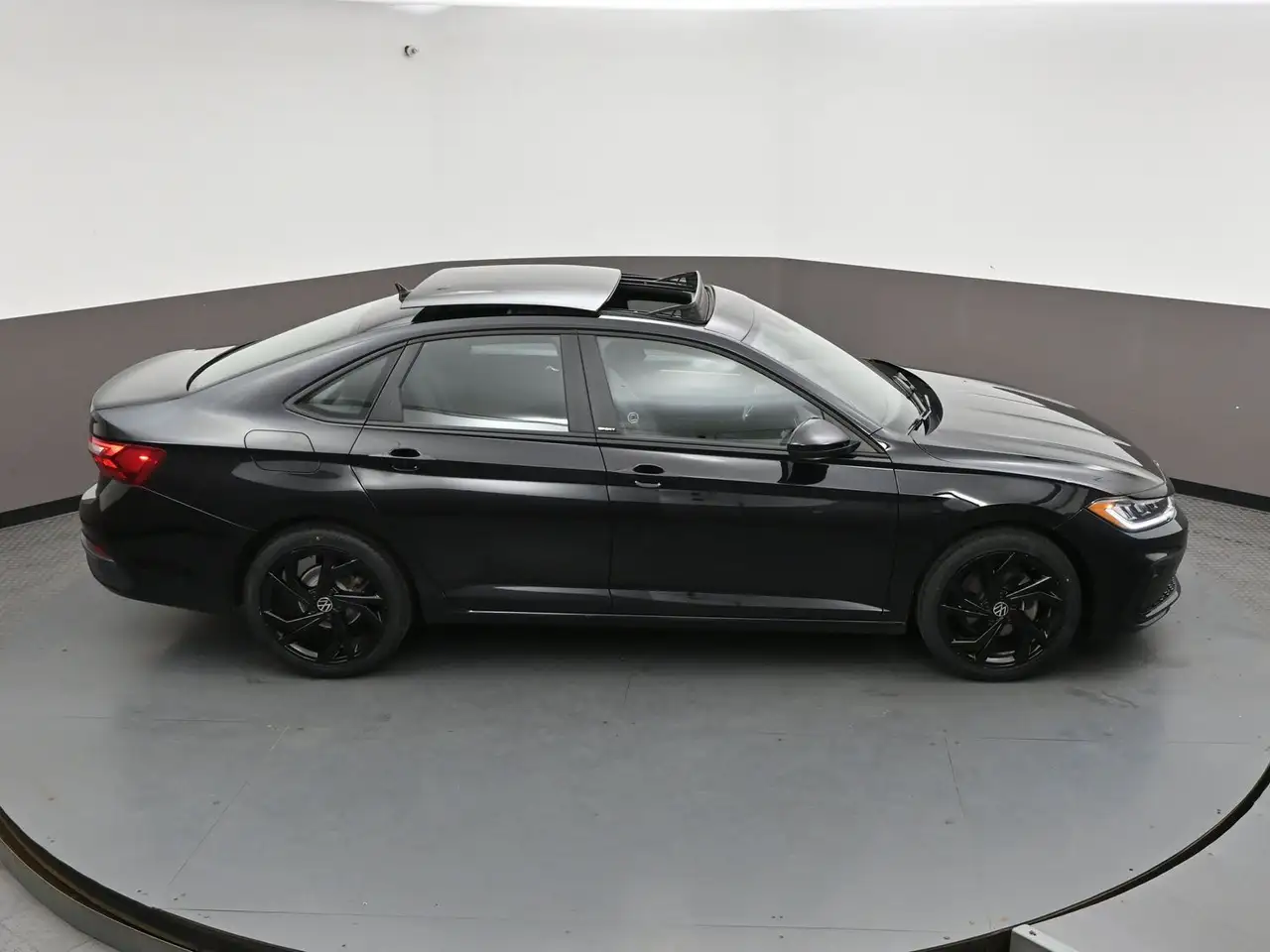 Volkswagen Jetta photo Volkswagen Jetta