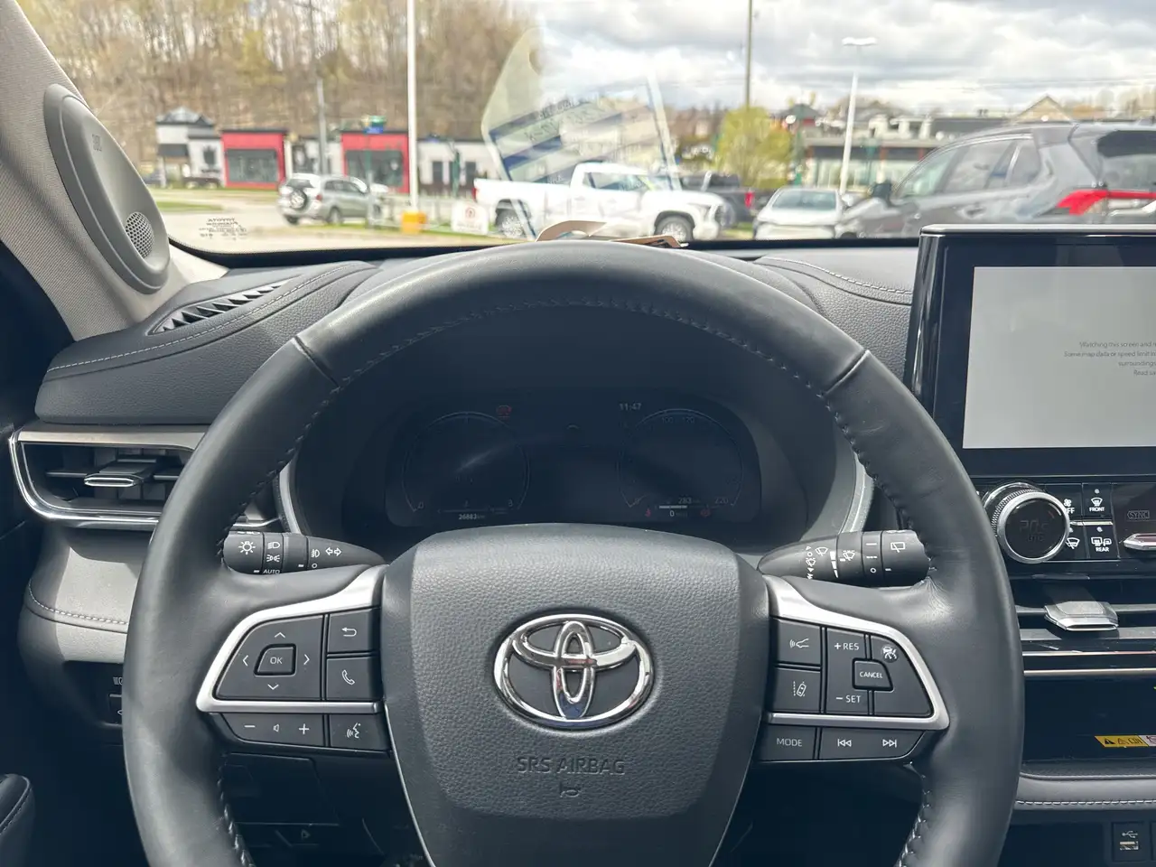 Toyota Highlander снимка Toyota Highlander