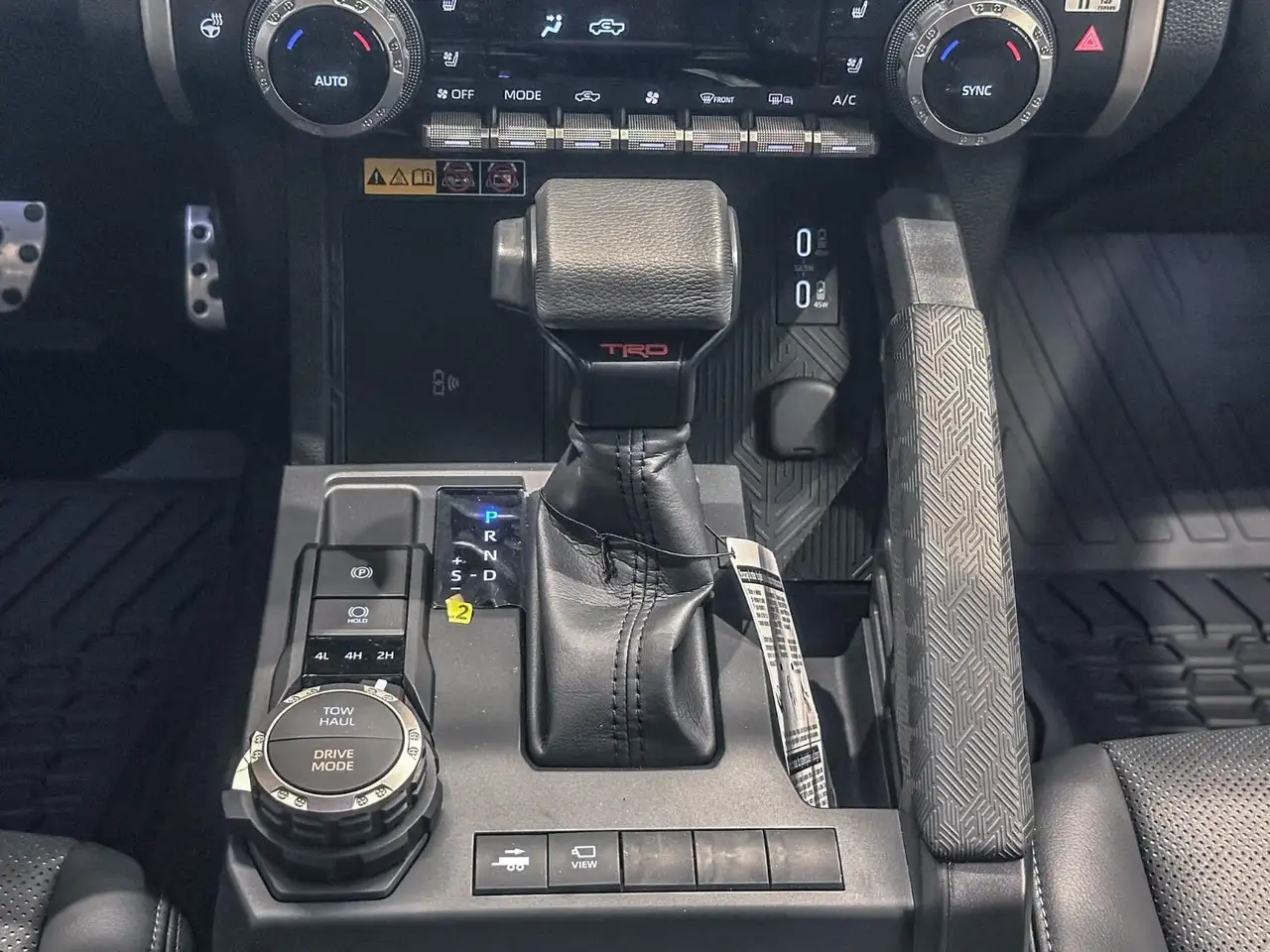 Toyota Tacoma снимка Toyota Tacoma
