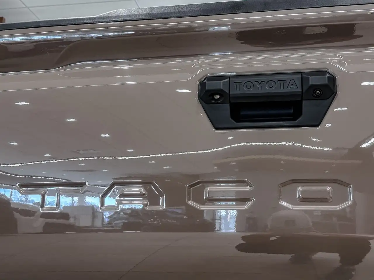 Toyota Tacoma снимка Toyota Tacoma