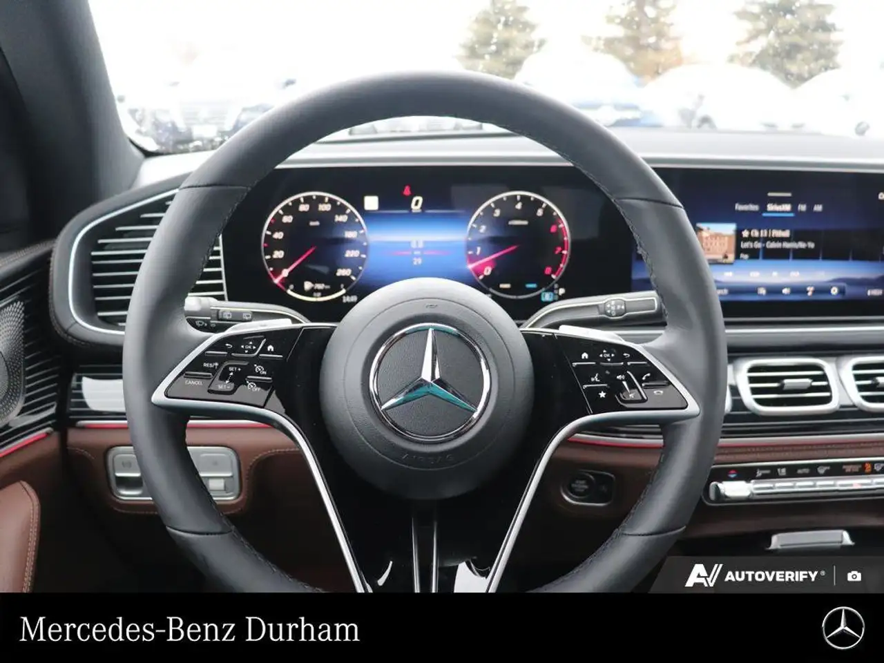 Mercedes-Benz GLE снимка Mercedes-Benz GLE