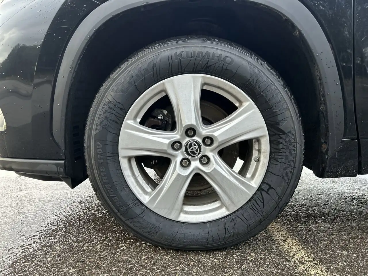 Toyota Highlander снимка Toyota Highlander