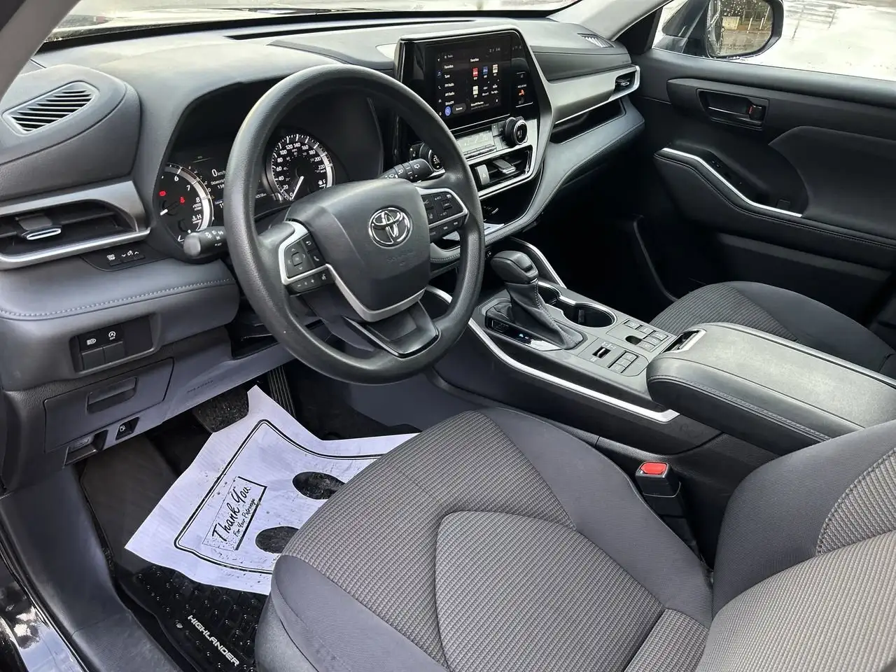 Toyota Highlander снимка Toyota Highlander
