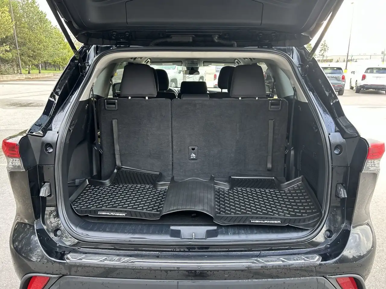 Toyota Highlander снимка Toyota Highlander