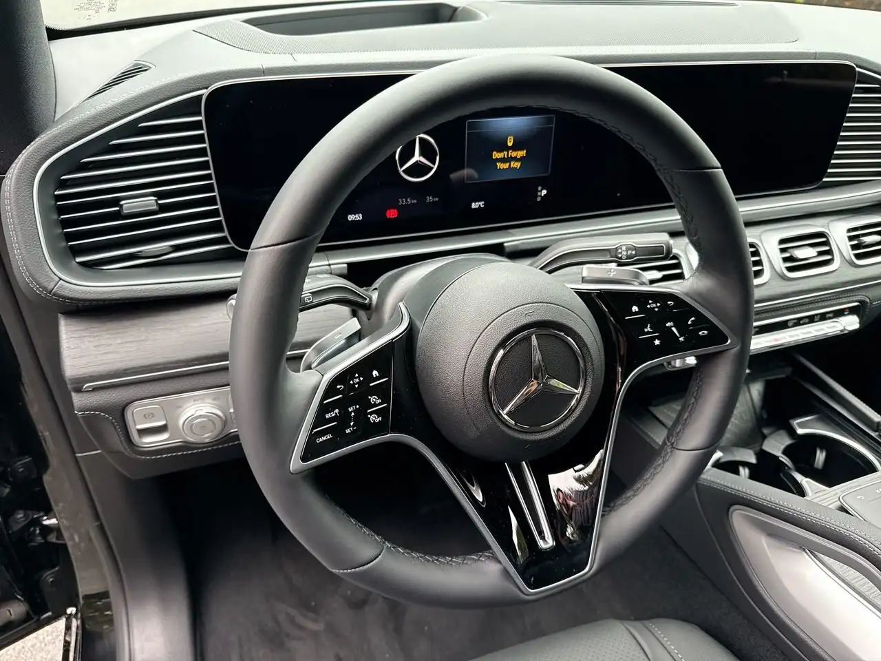 Mercedes-Benz GLE снимка Mercedes-Benz GLE