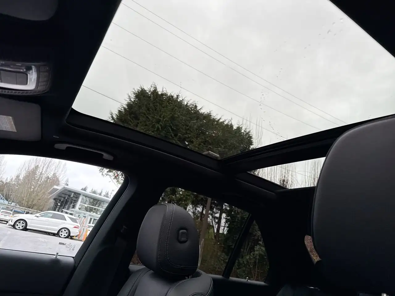 Mercedes-Benz GLE снимка Mercedes-Benz GLE