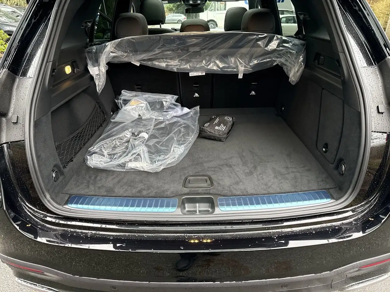 Mercedes-Benz GLE снимка Mercedes-Benz GLE
