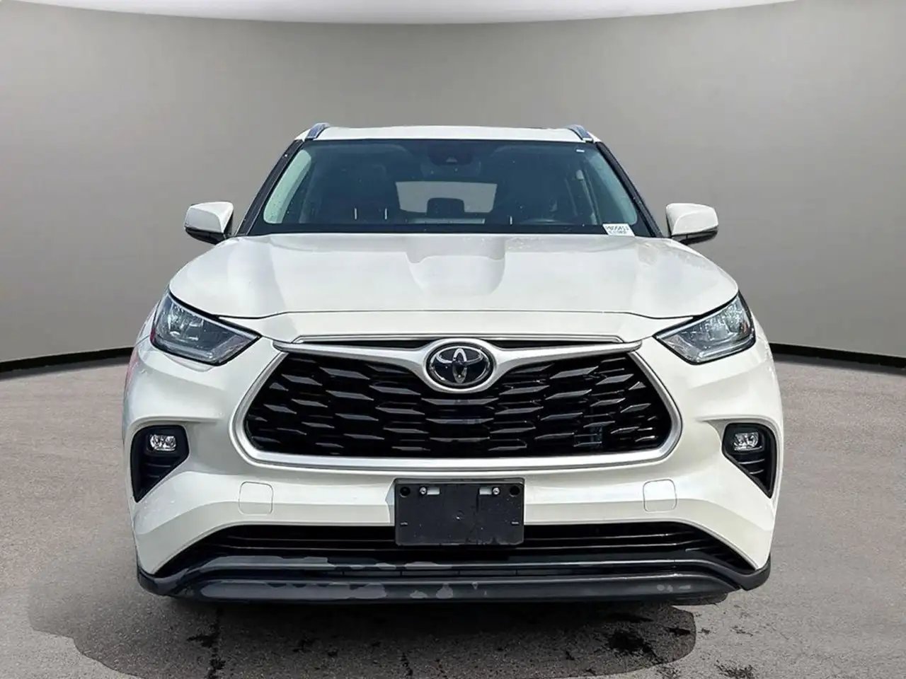 Toyota Highlander снимка Toyota Highlander