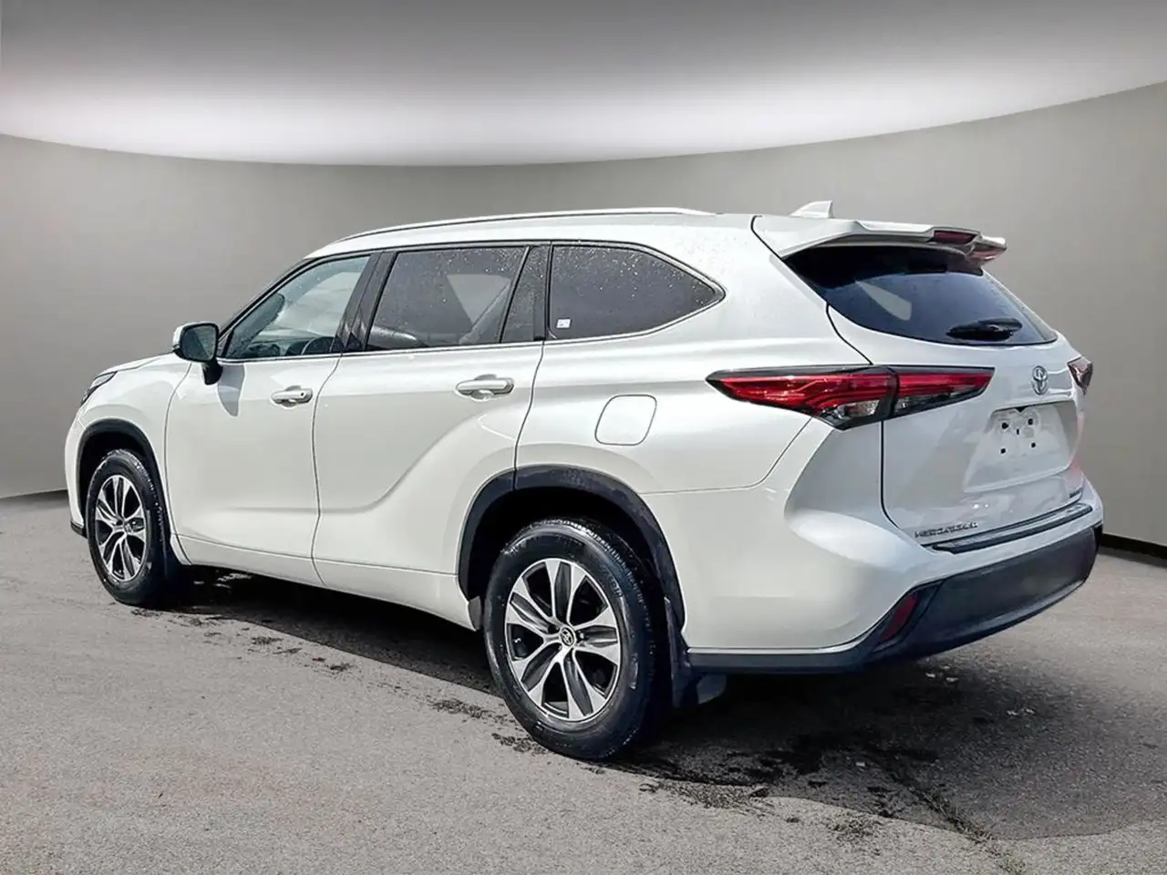 Toyota Highlander снимка Toyota Highlander