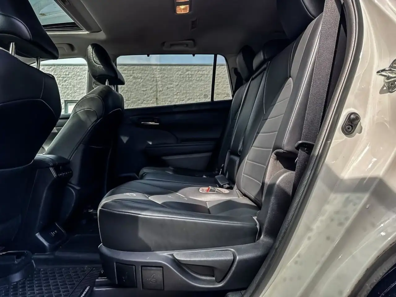 Toyota Highlander снимка Toyota Highlander