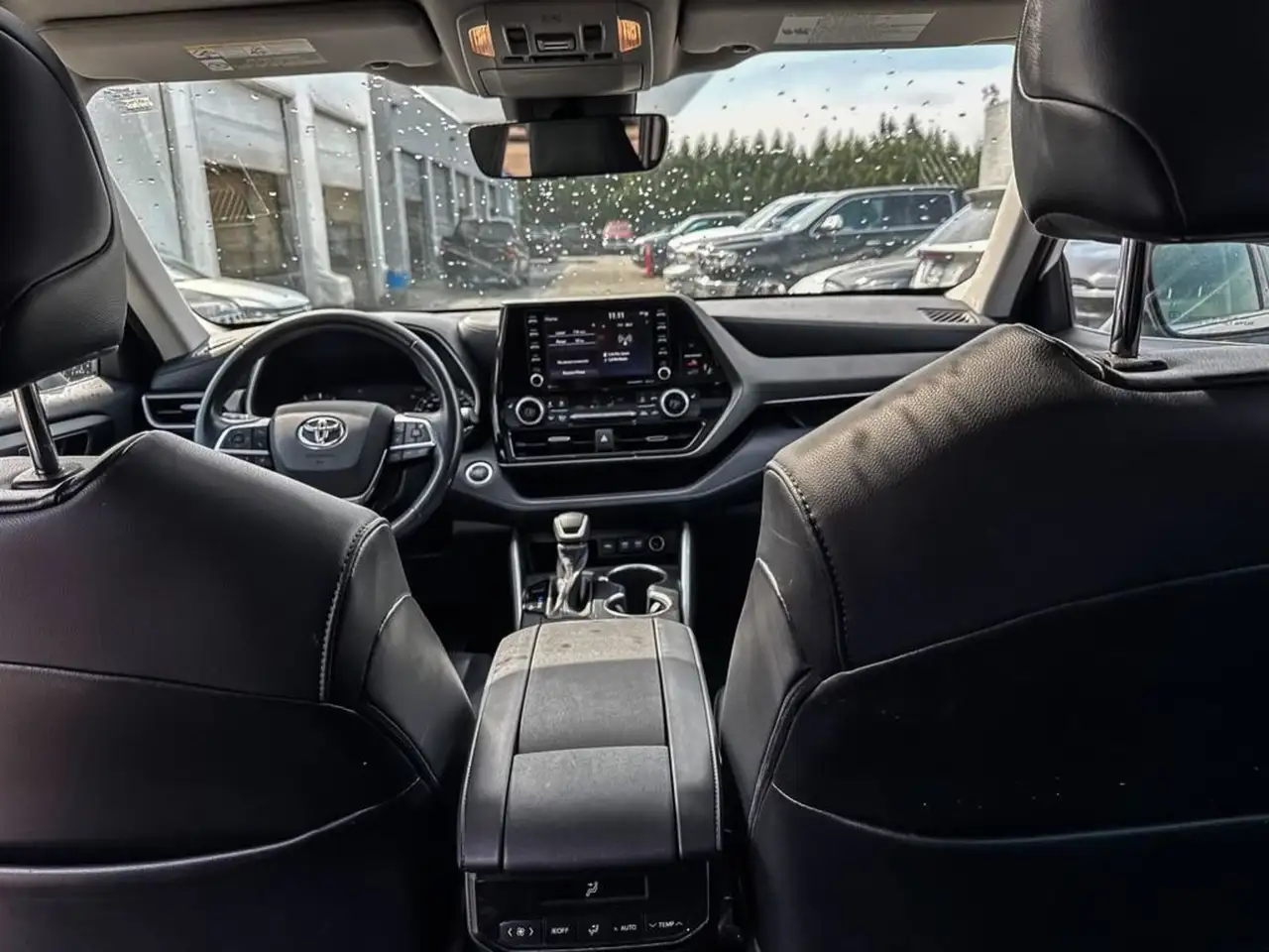Toyota Highlander снимка Toyota Highlander