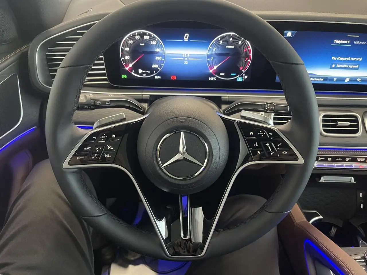 Mercedes-Benz GLE снимка Mercedes-Benz GLE