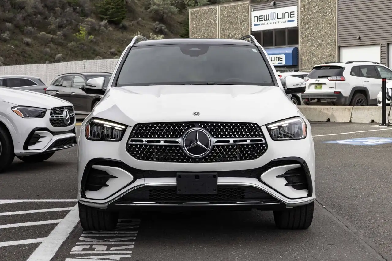 Mercedes-Benz GLE снимка Mercedes-Benz GLE