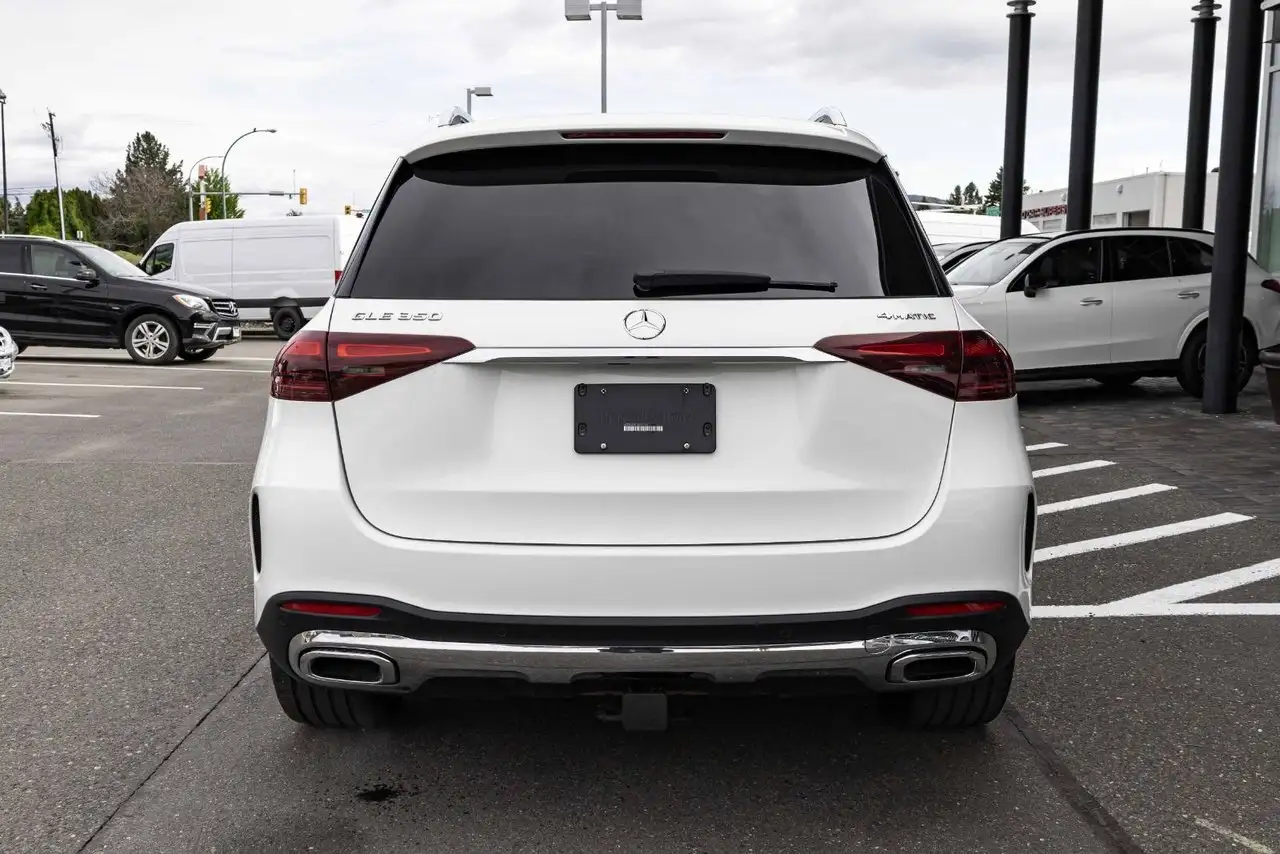Mercedes-Benz GLE снимка Mercedes-Benz GLE