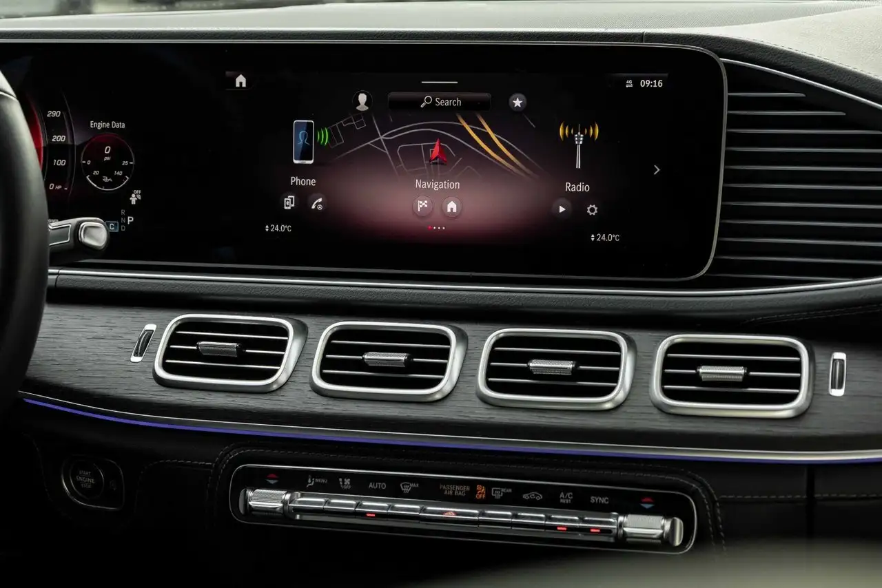 Mercedes-Benz GLE снимка Mercedes-Benz GLE