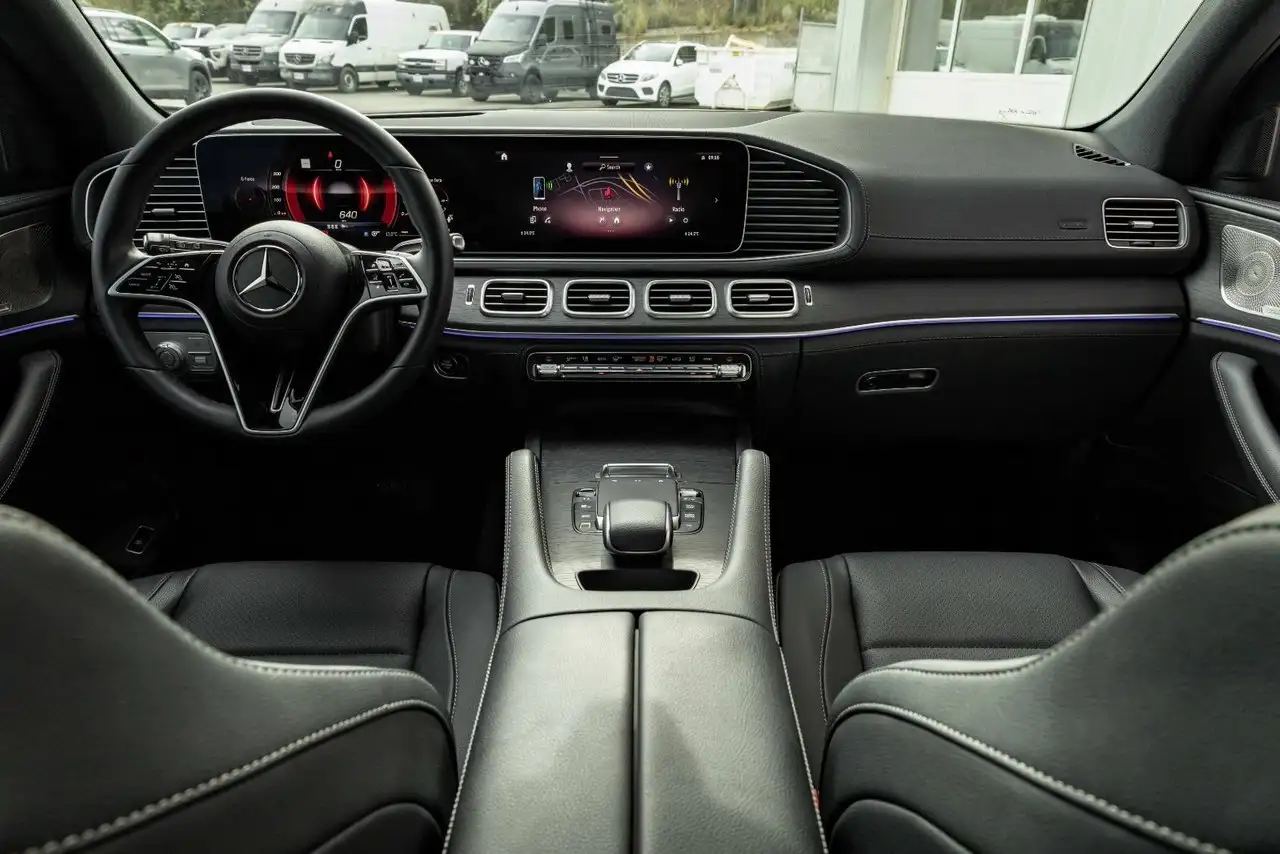 Mercedes-Benz GLE снимка Mercedes-Benz GLE